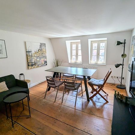 Triplex Place De La Cathedrale Strasbourg Exterior photo